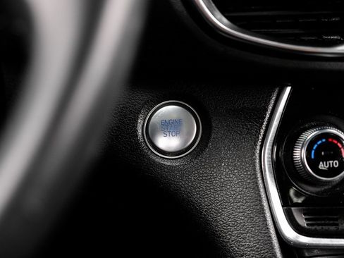 Used 2019 Hyundai Santa Fe SEL image 29