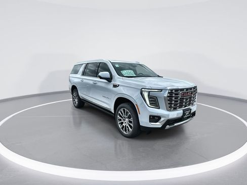 New 2026 GMC Yukon XL Denali w/ Denali Reserve Package image 2