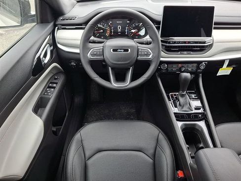 New 2026 Jeep Compass Limited image 8