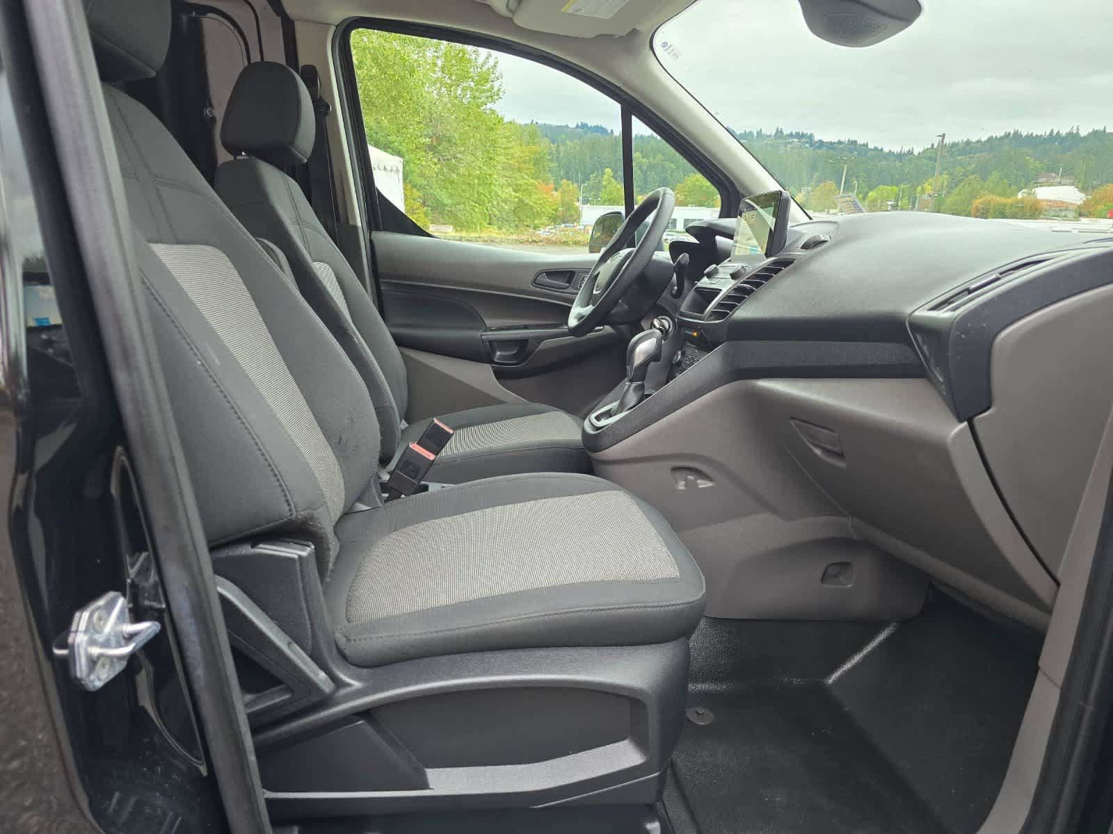 Used 2020 Ford Transit Connect XL FWD image 30