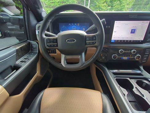 Used 2026 Ford F350 Lariat w/ Chrome Package AWD/4WD image 16