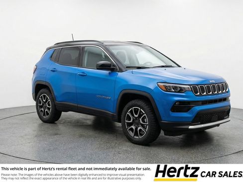 Used 2025 Jeep Compass Trailhawk AWD/4WD image 1