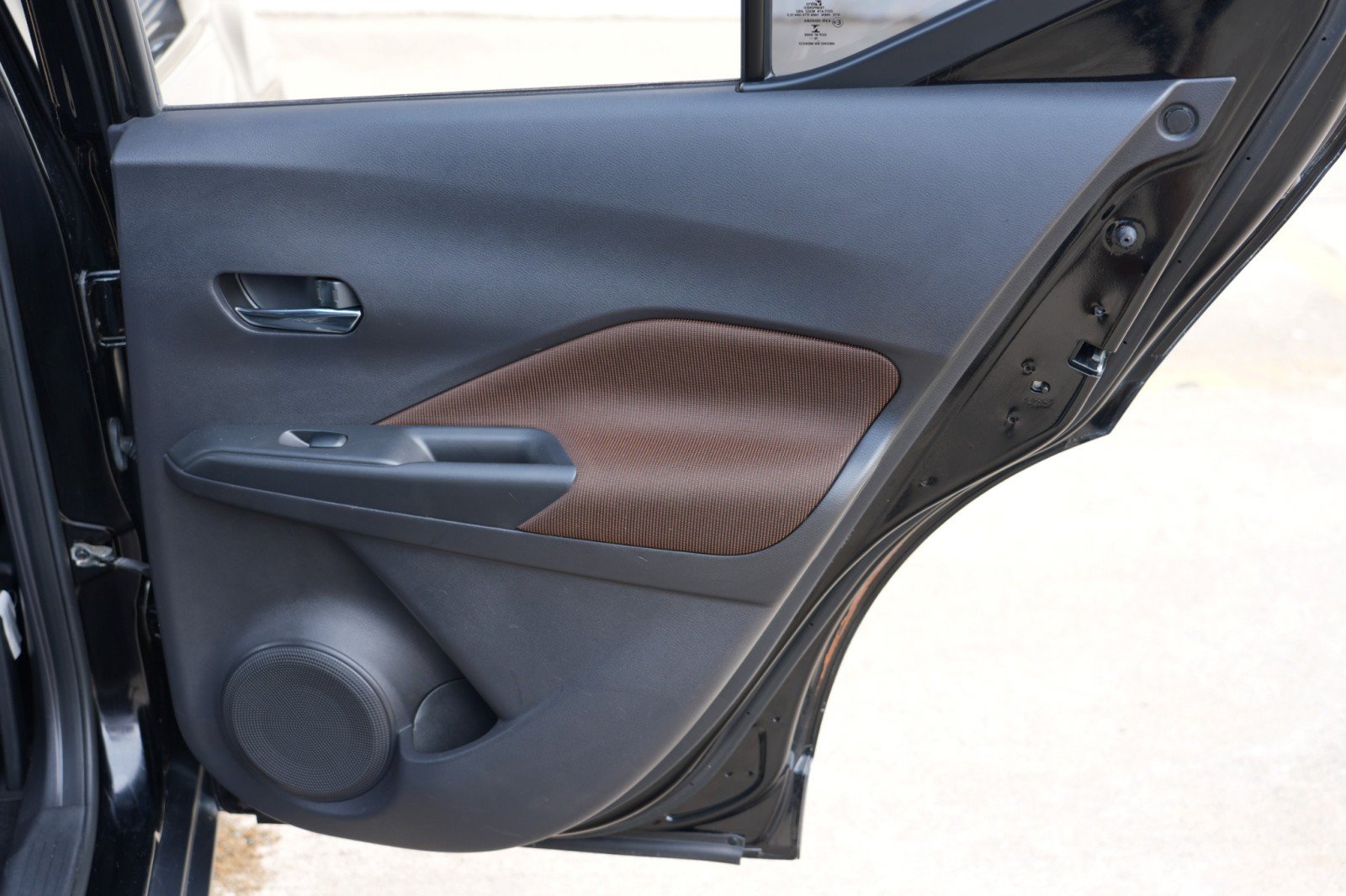 Used 2020 Nissan Kicks SR FWD image 36