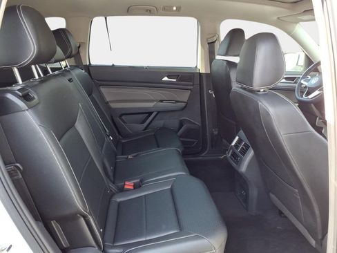 Used 2023 Volkswagen Atlas SE w/ Panoramic Sunroof Package image 30