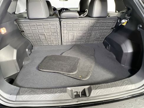 Used 2024 Subaru Crosstrek 2.5i Limited image 24