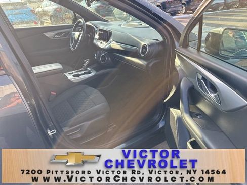 Used 2019 Chevrolet Blazer LT image 37