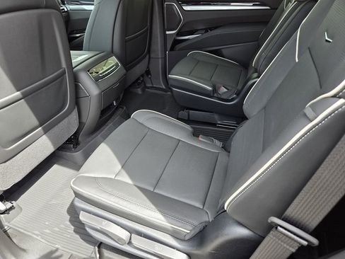 New 2026 Cadillac Escalade Sport AWD/4WD image 35