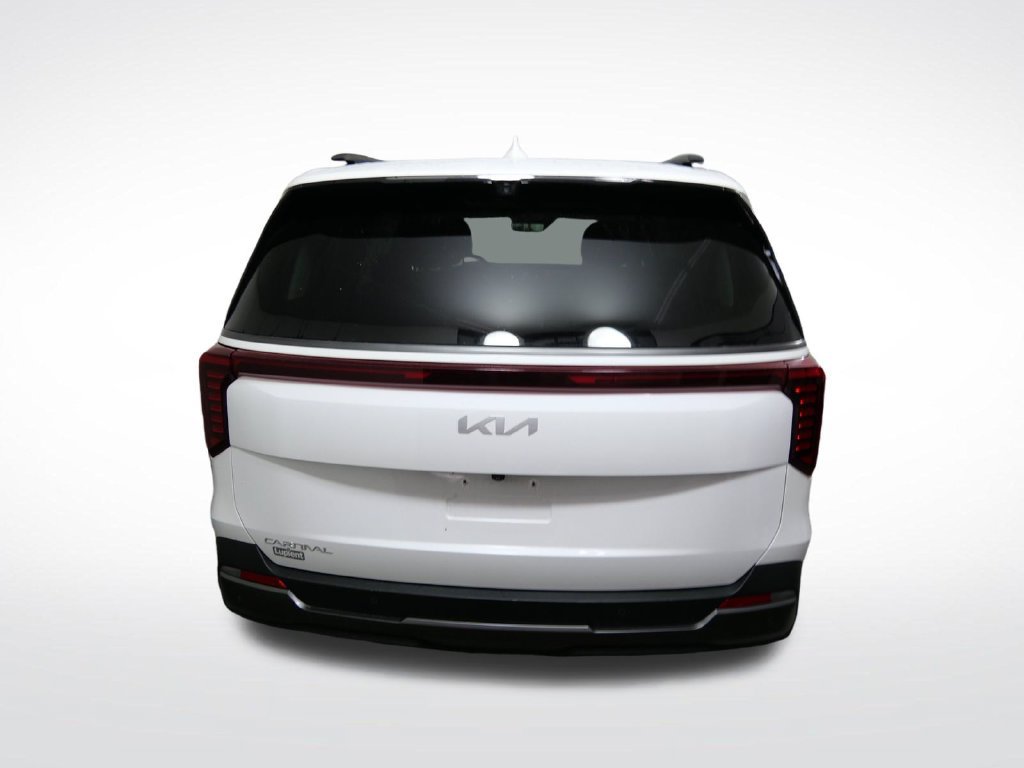 Used 2025 Kia Carnival SX Prestige FWD image 4