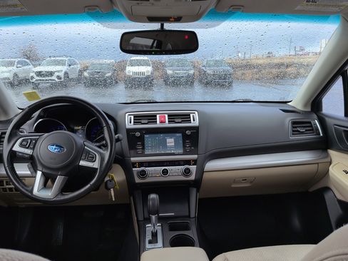 Used 2015 Subaru Outback 2.5i Premium image 18