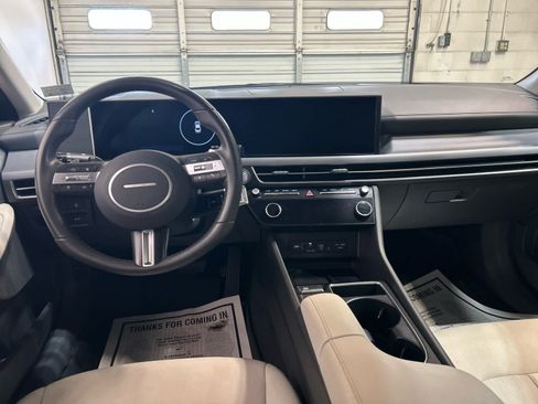 Used 2024 Hyundai Sonata SEL w/ Convenience Package FWD image 4