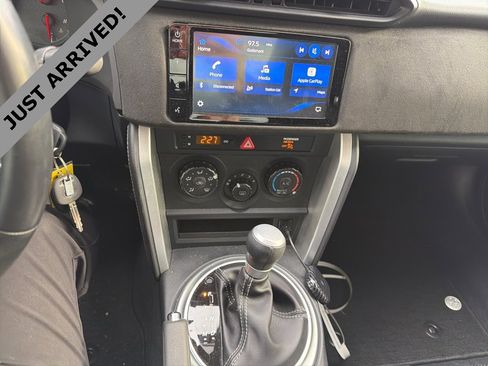 Used 2020 Toyota 86 image 12