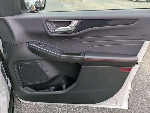 New 2026 Ford Escape ST-Line w/ Tech Pack #1 image 33