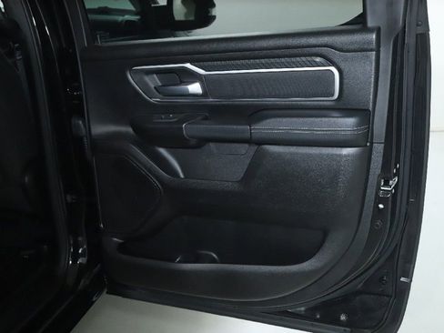 Used 2025 RAM 1500 Big Horn AWD/4WD image 32