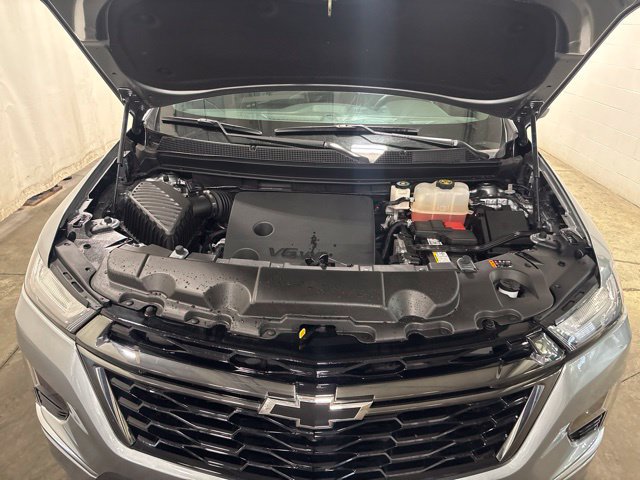 Used 2023 Chevrolet Traverse Premier FWD image 8