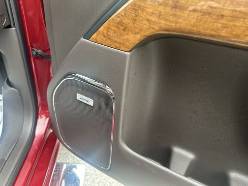 Used 2018 Chevrolet Silverado 1500 High Country image 32