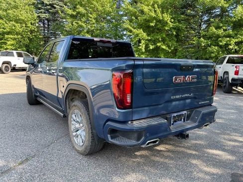 Used 2024 GMC Sierra 1500 Denali w/ Technology Package AWD/4WD image 4