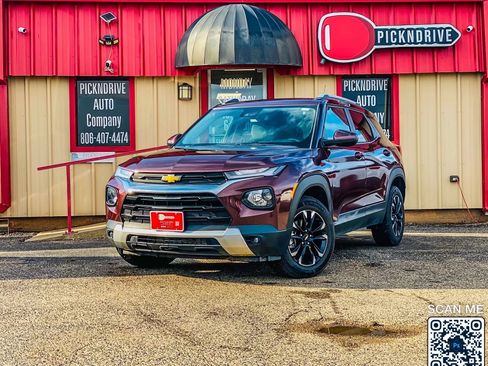 Used 2022 Chevrolet TrailBlazer LT w/ Convenience Package image 2