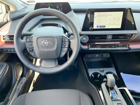 New 2026 Toyota Prius Plug-In Hybrid FWD image 23