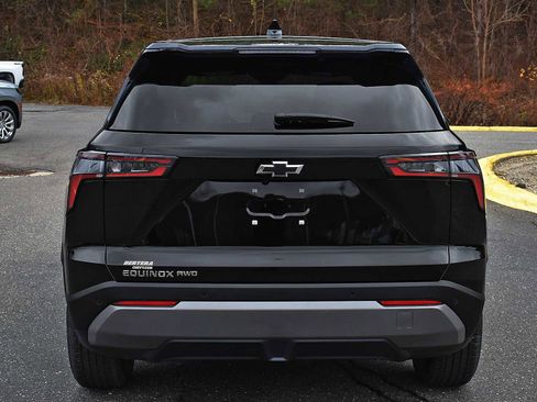 New 2026 Chevrolet Equinox LT image 7