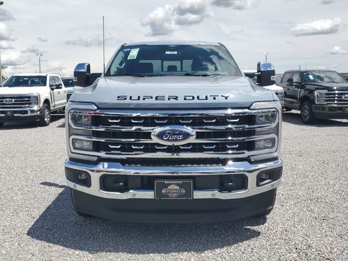 New 2026 Ford F250 Lariat w/ Lariat Ultimate Package image 3