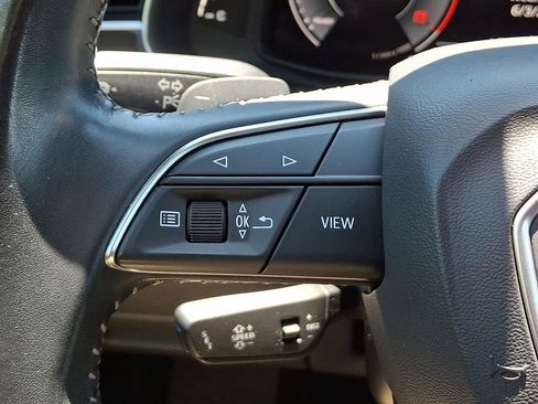 Used 2020 Audi Q8 Prestige w/ Prestige Package AWD/4WD image 24