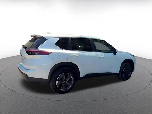 Used 2025 Nissan Rogue SV FWD image 14