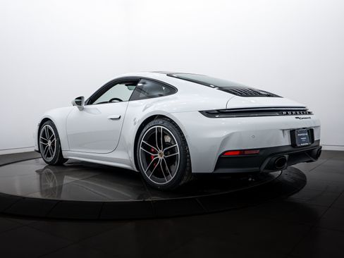 New 2026 Porsche 911 Carrera 4S image 3