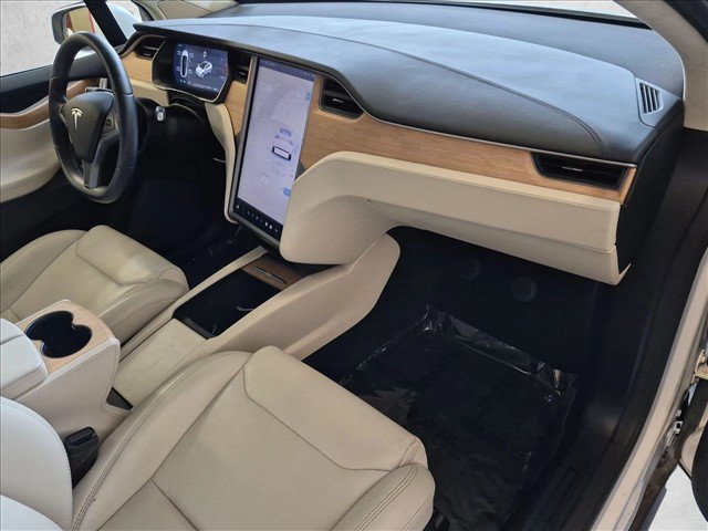 Used 2018 Tesla Model X 75D AWD/4WD image 22