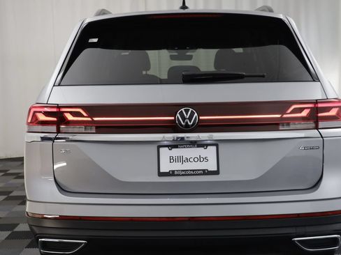 Used 2026 Volkswagen Atlas SE AWD/4WD image 15
