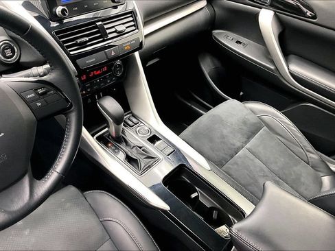 Used 2022 Mitsubishi Eclipse Cross AWD image 14