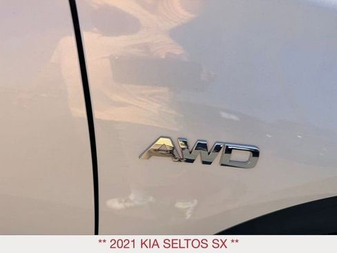 Used 2021 Kia Seltos SX AWD/4WD image 9