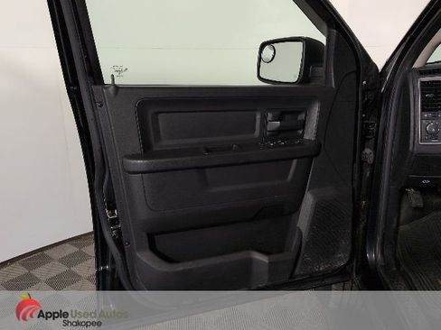 Used 2014 RAM 1500 Express image 8
