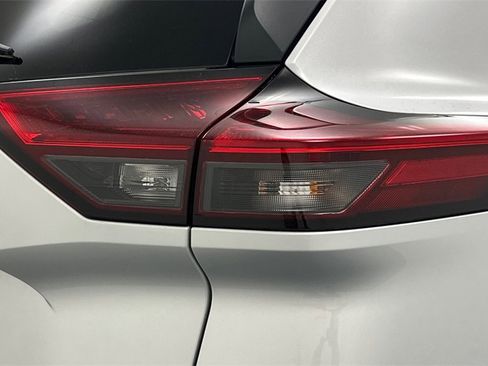 Certified 2023 Nissan Rogue SV w/ SV Premium Package image 24