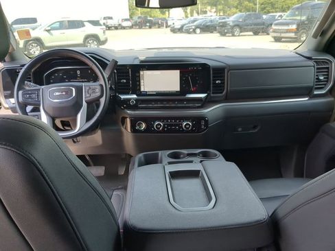Used 2024 GMC Sierra 1500 SLT image 20