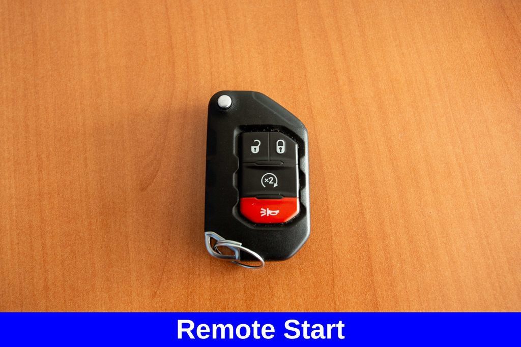 Used 2022 Jeep Wrangler Unlimited Sahara w/ Cold Weather Group AWD/4WD image 5