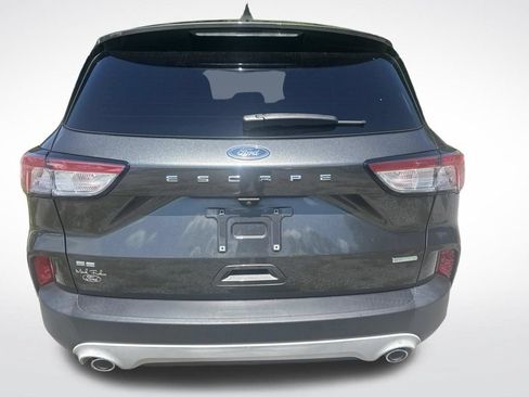 Used 2020 Ford Escape SE FWD image 14