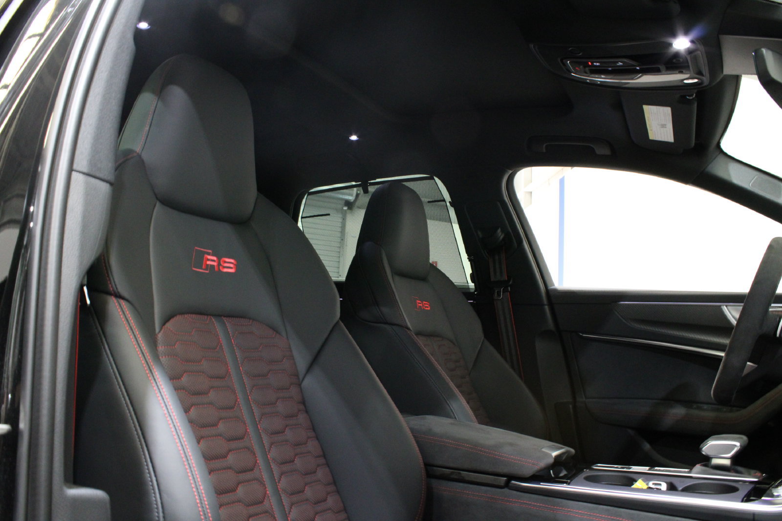 Used 2025 Audi RS 6 performance AWD/4WD image 22