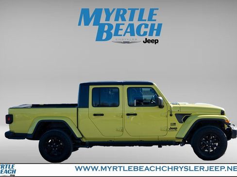 Used 2023 Jeep Gladiator Sport S image 7