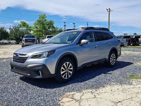 Used 2020 Subaru Outback Premium AWD/4WD image 5