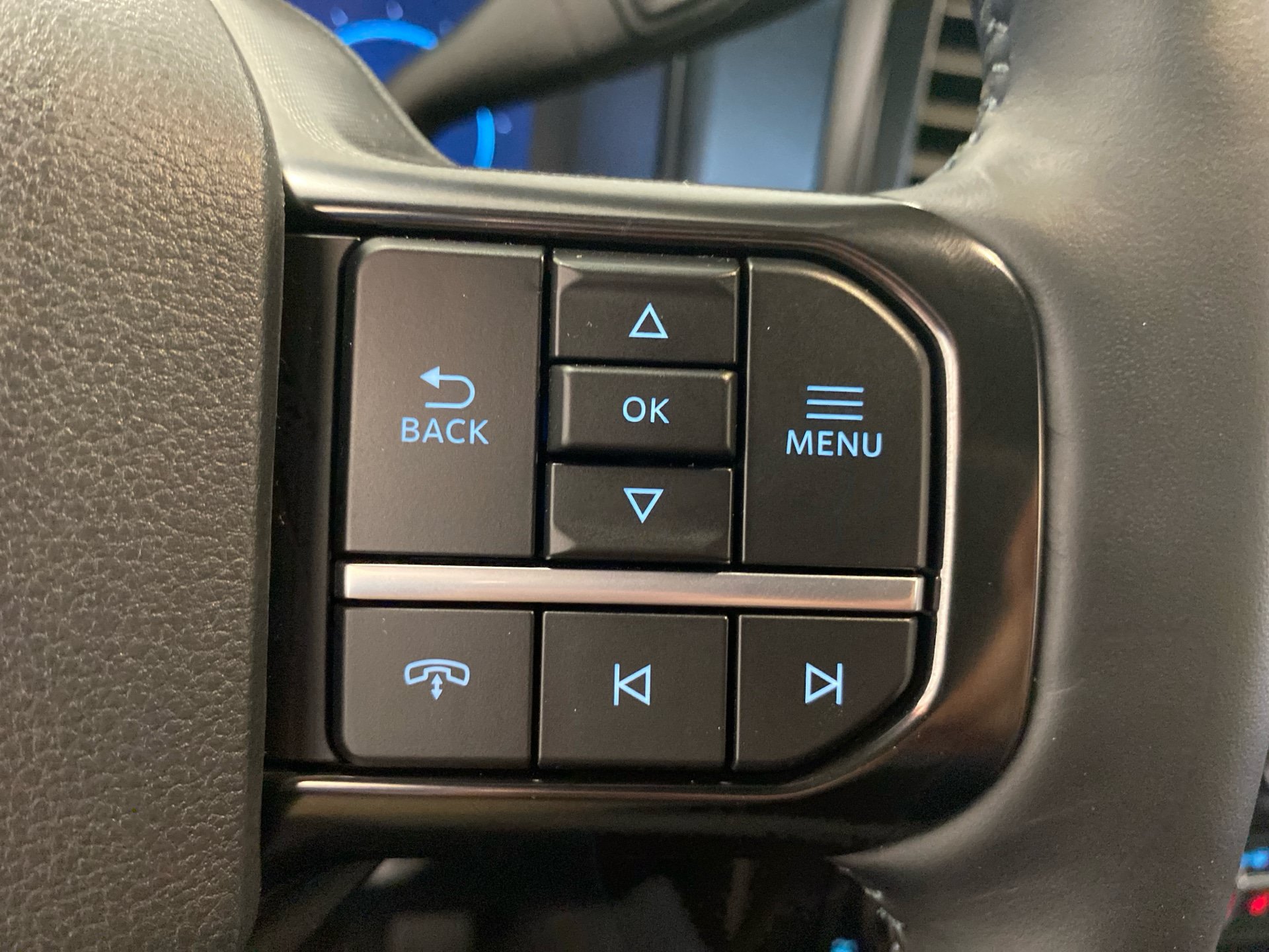 New 2026 Ford F350 Platinum w/ FX4 Off-Road Package AWD/4WD image 21