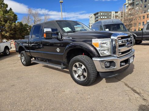 Used 2014 Ford F350 Lariat w/ Lariat Chrome Package image 13