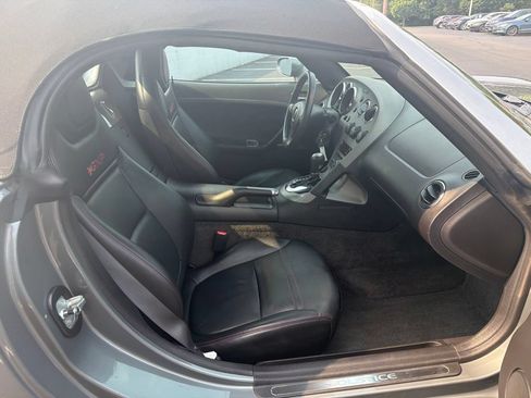 Used 2007 Pontiac Solstice GXP w/ Premium Package RWD image 16
