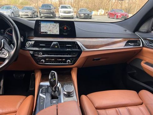 Used 2018 BMW 640i Gran Turismo xDrive w/ M Sport Package image 13