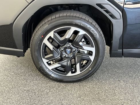 New 2026 Subaru Forester Premium AWD/4WD image 28