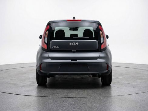 Used 2025 Kia Soul LX w/ LX Technology Package FWD image 7