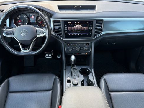 Used 2021 Volkswagen Atlas SE image 10
