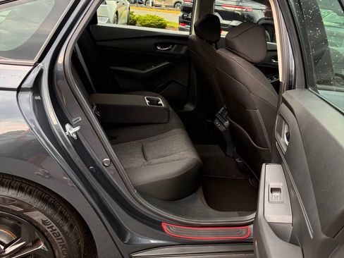 Used 2025 Honda Accord SE image 21