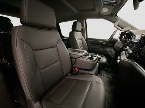 Used 2023 GMC Sierra 1500 SLT AWD/4WD image 30