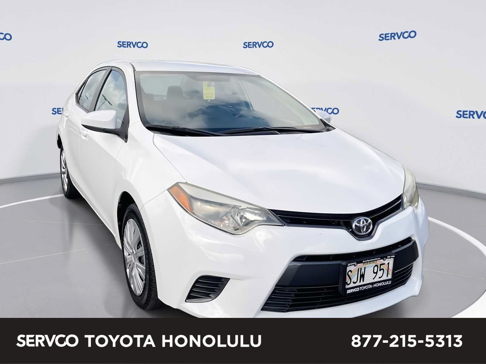 Used 2015 Toyota Corolla LE FWD image 1