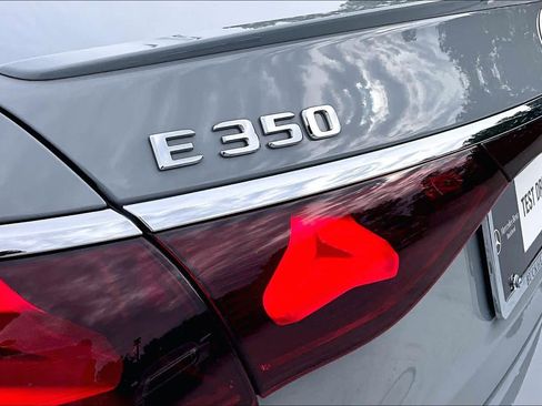 Used 2024 Mercedes-Benz E 350 4MATIC Sedan w/ Driver Assistance Package image 31